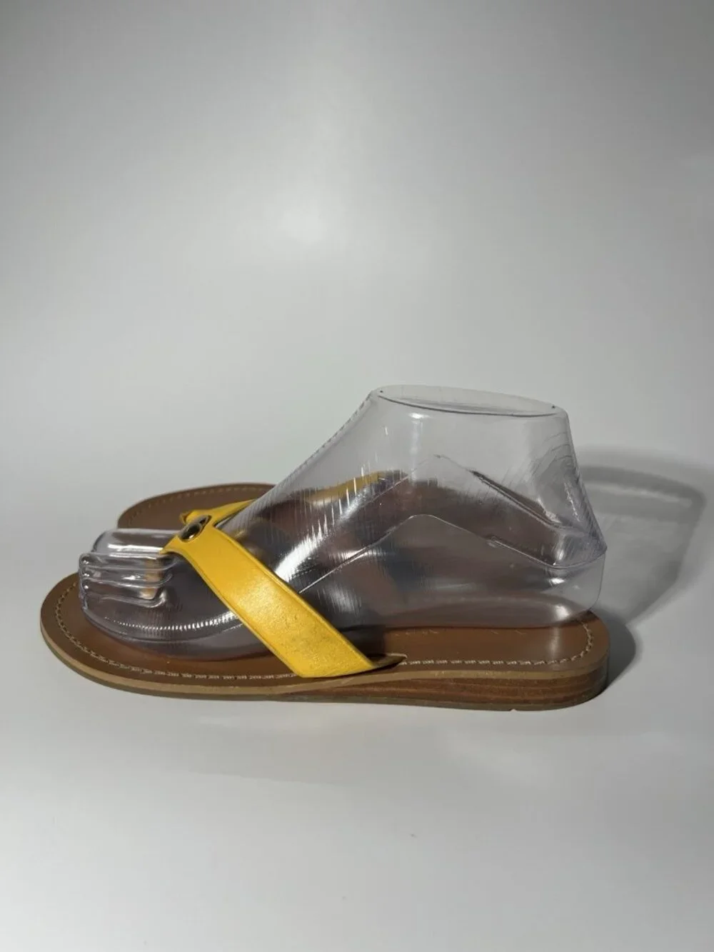 Coach Chapel Leather Slide Sandals Mustard Women’s Size 5.5